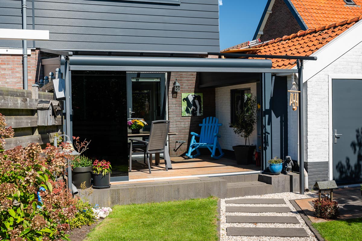 tuinkamer-02-zwart-glas-mijnveranda