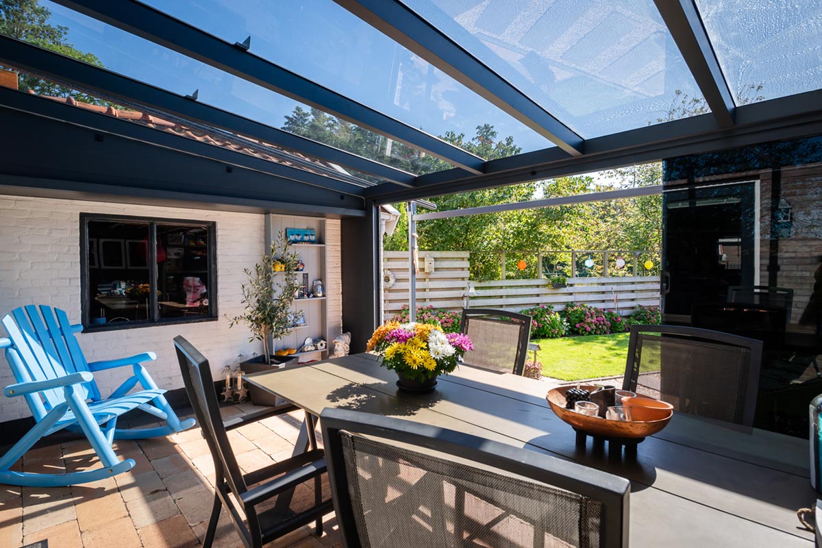 tuinkamer-06-zwart-glas-mijnveranda