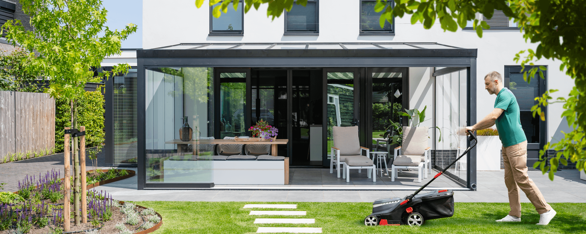 Tuinkamers met hellend dak